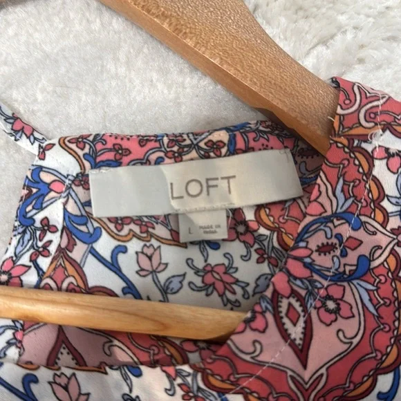 LOFT Large Floral Tile Double Bar Back Flutter Top - Picture 13 of 13